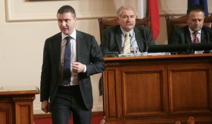 Горанов заплаши да поиска оставките на синдиците на КТБ