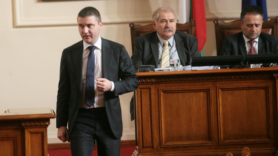 Горанов заплаши да поиска оставките на синдиците на КТБ