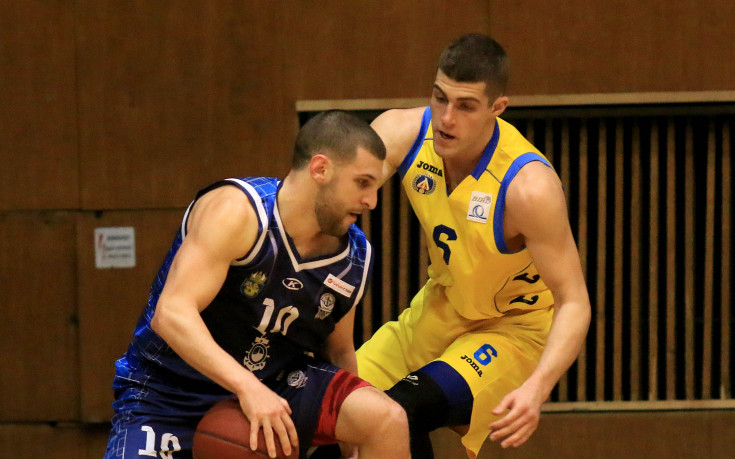 Левски би Черноморец, Лукойл и Черно море също с успехи