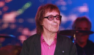 Бивш член на "Ролинг стоунс" е болен от рак