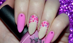 Направете си сами пролетен маникюр с цветя