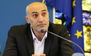 Минчев: Не е добре да се молиш на играч да дойде в националния