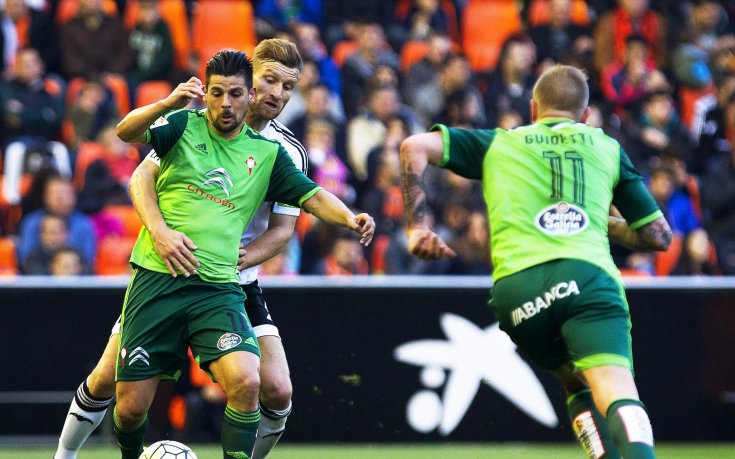 Валенсия пак посърна, падна у дома от Селта