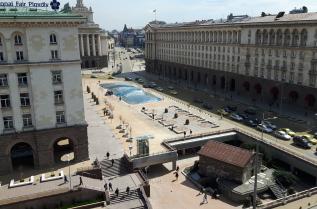  Стъклените куполи на пл. 