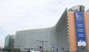 Войната на Брюксел с Източна Европа