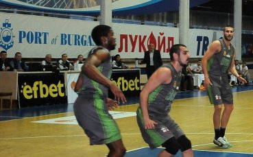 Сигал надви за втори път Берое, класира се за финала