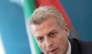 Москов обяви, че може и без джипита