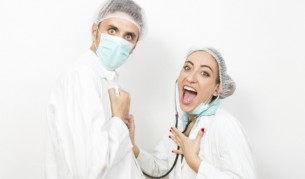 Лекарски кабинет на абсурдите (видео)