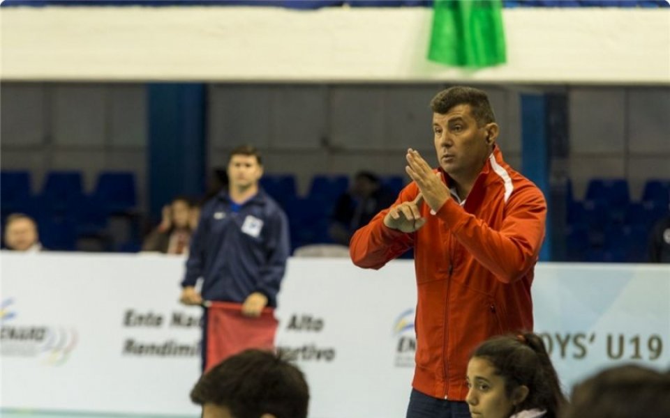 Старши треньорът на волейболния Хебър Драган Иванов говори за първи