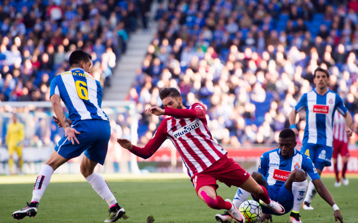 Атлетико Мадрид увеличи напрежението върху Барса