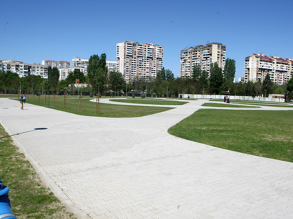 Новият парк "Възраждане" в София