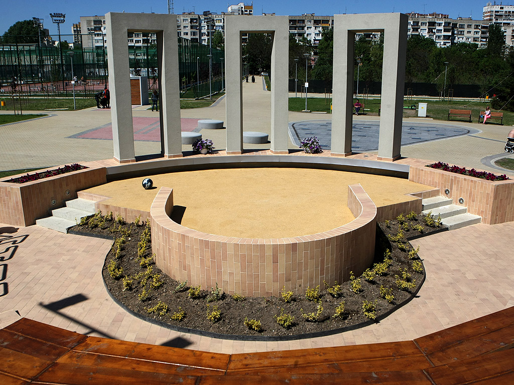 Новият парк "Възраждане" в София