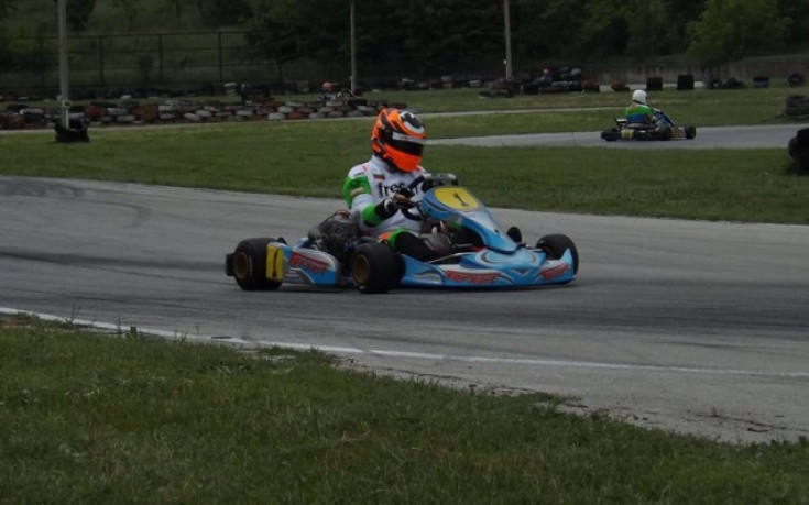 Владимир Арабаджиев с полпозишън в Хасково