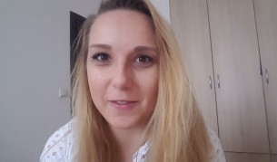 Едно работещо момиче, което иска да се влюби отново