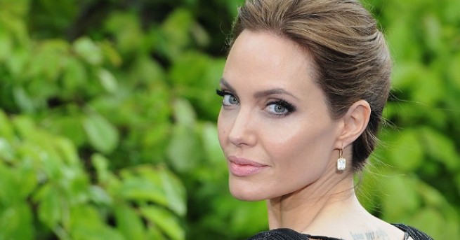 Днес Анджелина Джоли навършва 43 години Затова ви поднасяме няколко