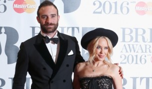 Всички говорят за тайната сватба на Кайли Миноуг