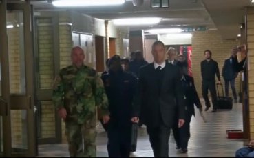 Оскар Писториус отново влезе в съда
