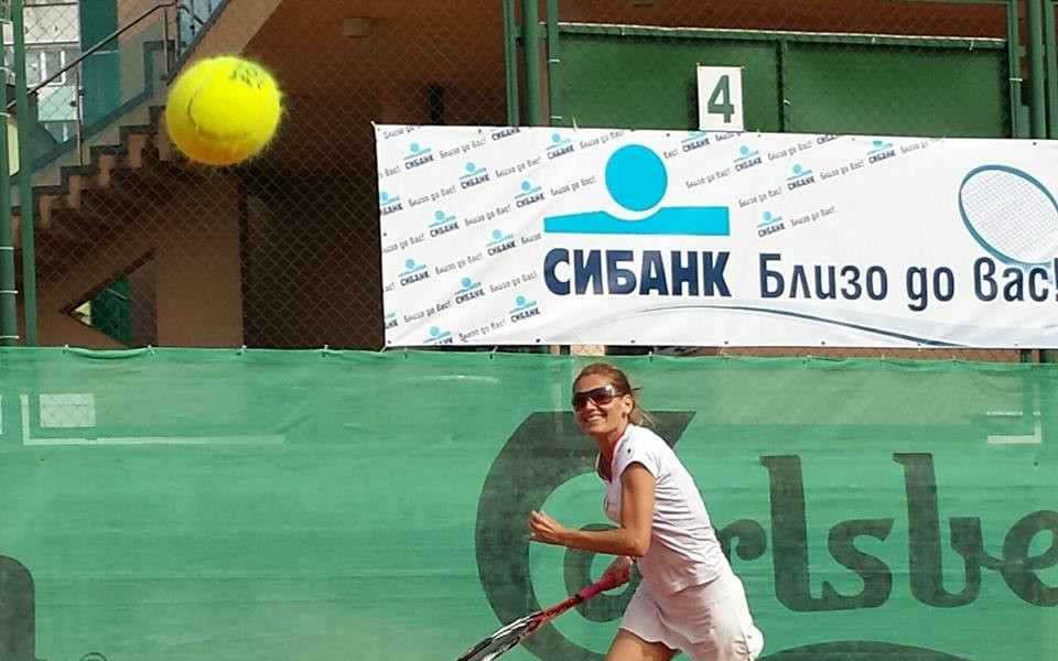 Журналистите показаха класа на тенис корта, добро представяне за Gong.bg