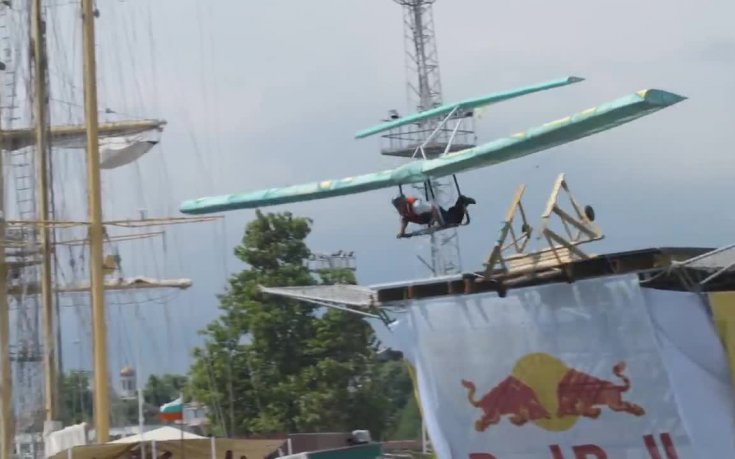 Най-доброто от първия Red Bull Flugtag във Варна