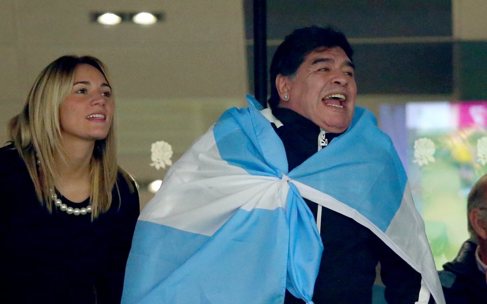 Марадона предлага да помага на Аржентина за Олимпиадата