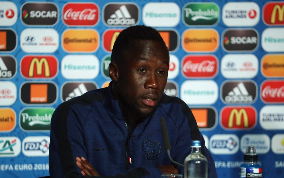 Бившият десен бек на Арсенал Бакари Саня сподели, че той