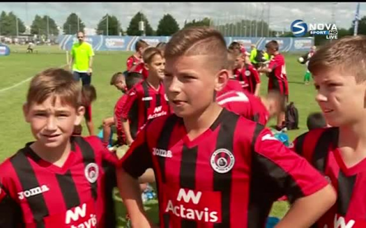 Локо Сф и Ботев спечелиха и вторите си мачове на Световното за юноши