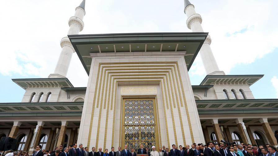 „Радостна вест”, Ердоган с нов дворец за края на Византия