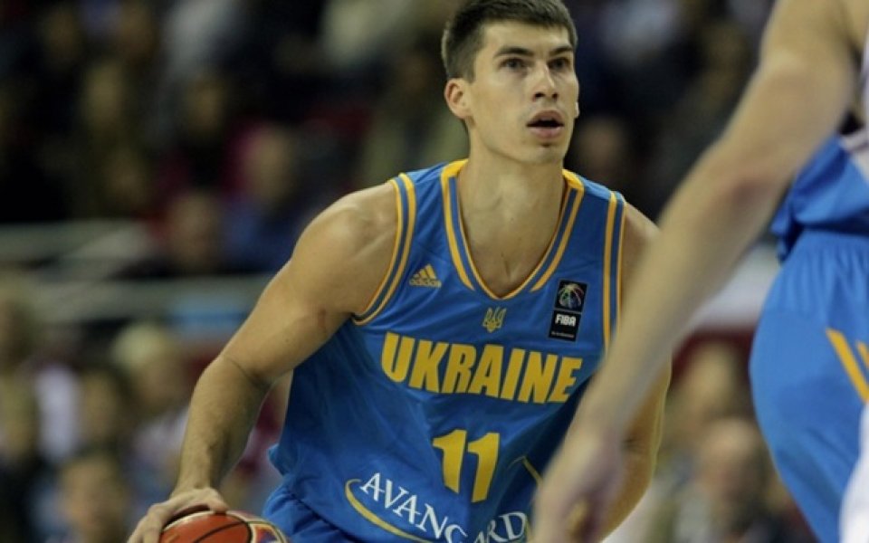 Втора победа за Украйна в групата на баскетболистите