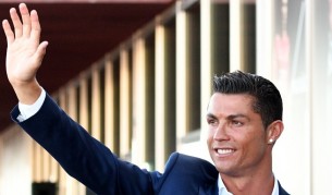 Роналдо се появи с лакирани нокти (снимки)