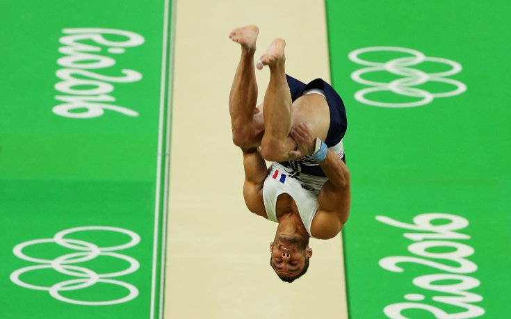 Гимнастикът със счупения крак беше изпуснат и от медиците