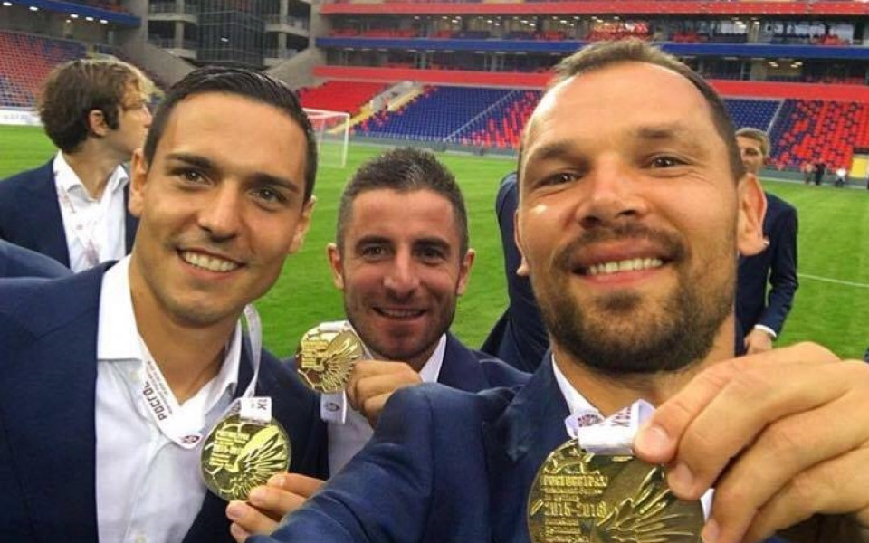 Миланов и ЦСКА получиха медалите си на новия стадион