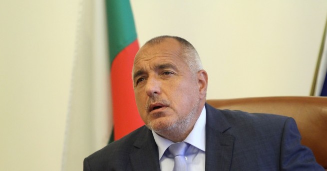 Снимка на Бойко Борисов след тенис мач публикувана във Фейсбук