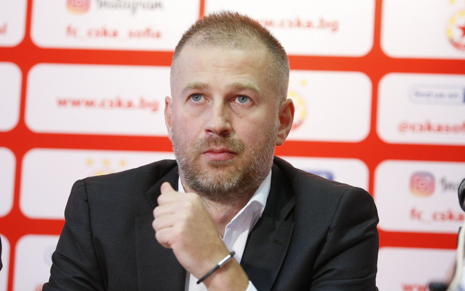ЦСКА развързва кесията заради новия треньор