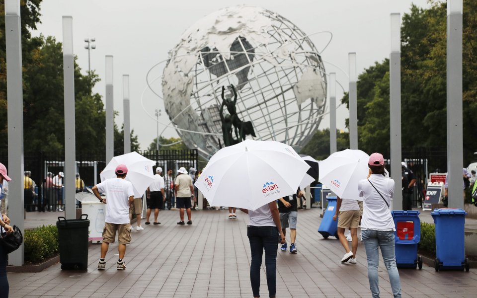 Дъжд обърка програмата на турнира в Тянзцин