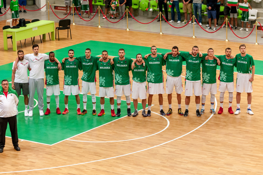 България Украйна баскетбол1