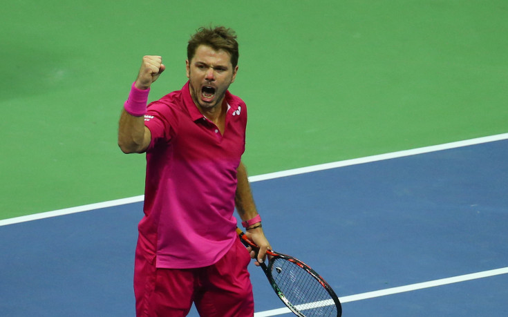 Вавринка върви уверено към титлата в Санкт Петербург