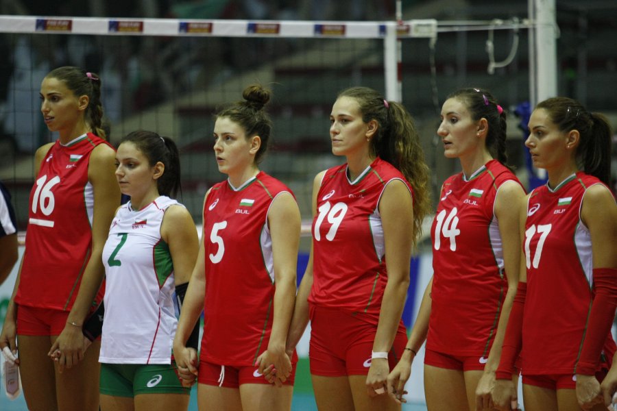 Волейболистките на България и Румъния1