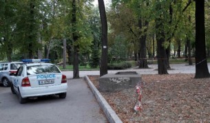 2-годишни близнаци паднаха в шахта, имат фрактури