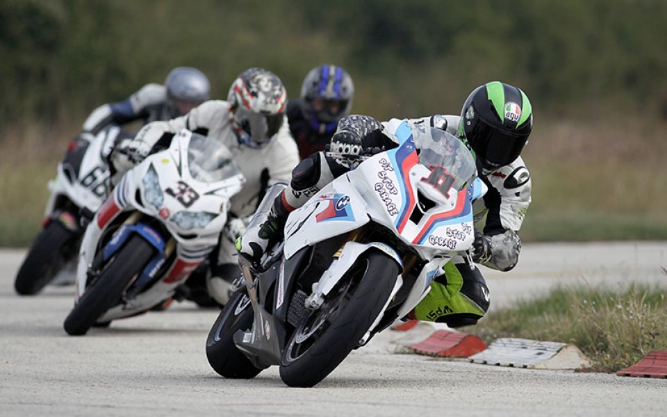 Оспорвани квалификации на шампионата по мотоциклетизъм на писта в Плевен