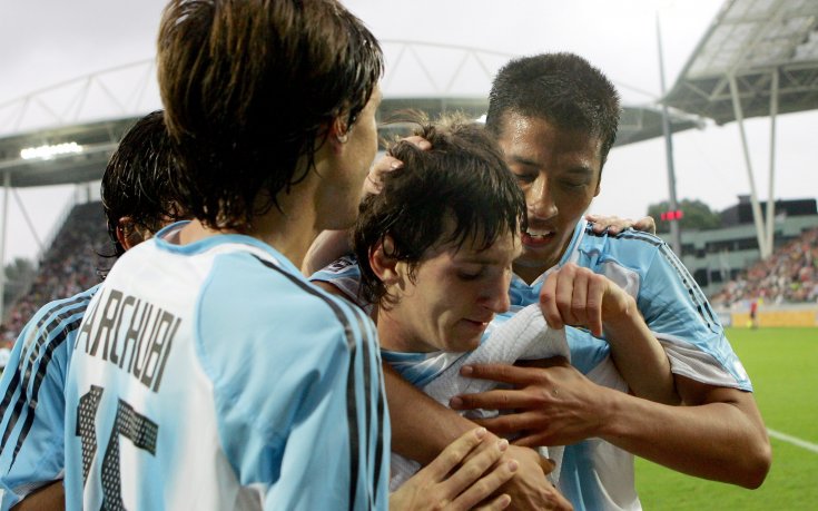 СНИМКИ: Как се променяше Меси през годините?