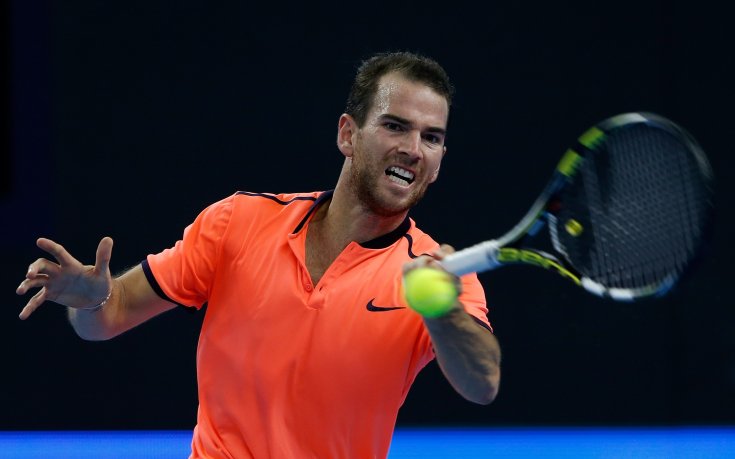 Манарино отстрани Йънг в Стокхолм