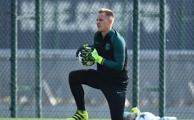 Арсенал е набелязал вратаря на Барселона Марк Андре тер Стеген твърди