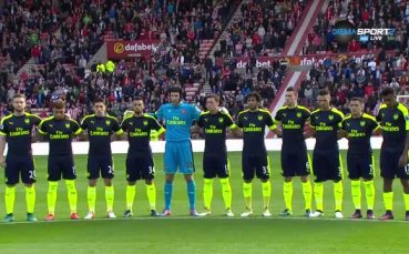 Съндърланд - Арсенал започна с минута мълчание