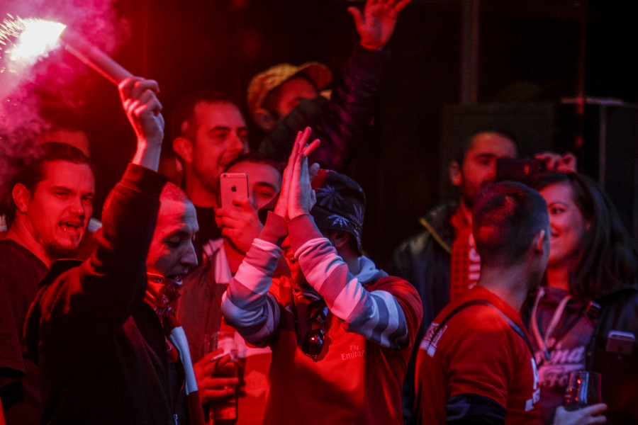 Шествието на феновете на Арсенал към стадион Васил Левски1