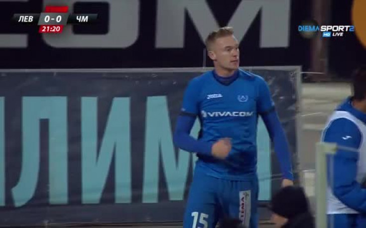 Прохазка изведе Левски напред срещу Черно море