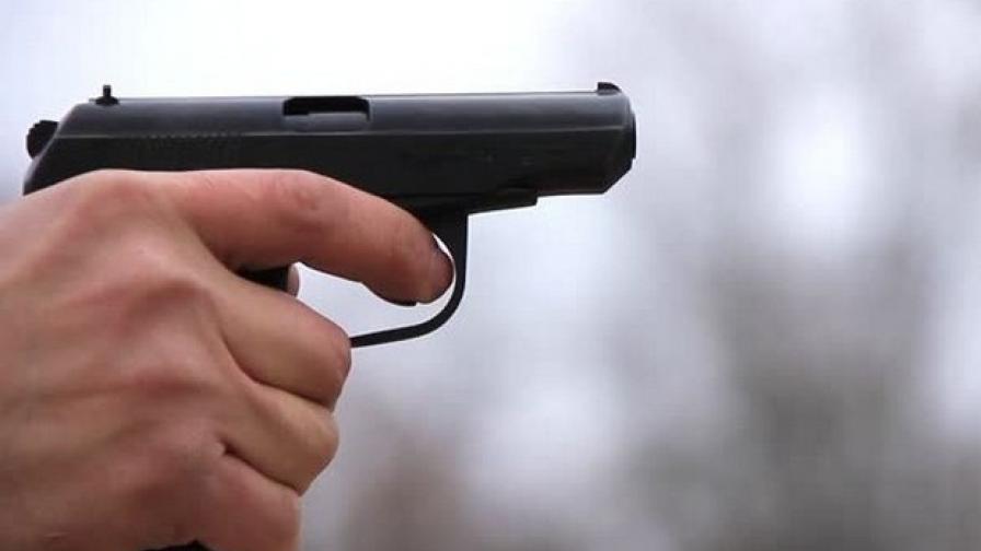 16-годишен се простреля с газов пистолет в Бургас