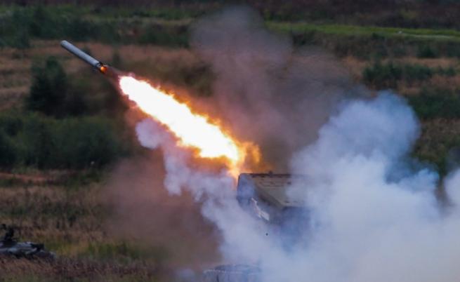 Балистична ракета падна в Русия, Москва опровергава