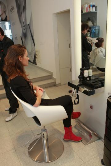 Прическа "Gossip Hair & Nails"