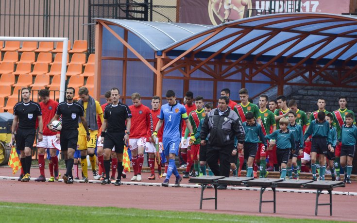 Победата на юношеските национали над Дания в снимки