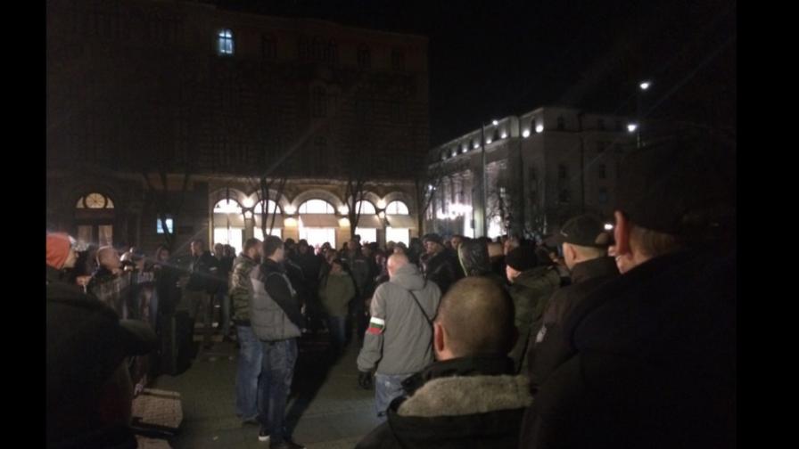 Националисти блокираха центъра на София